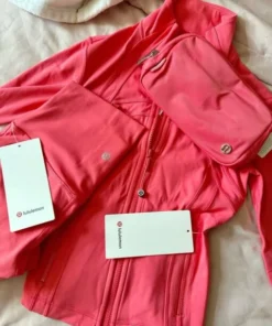 lululemon golf clothing​