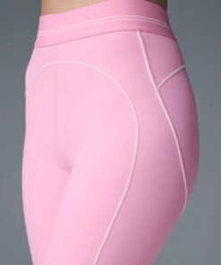 alo yoga clothing​