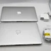 apple laptop​